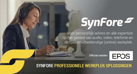 Het verschil tussen een bedrade en draadloze headset.