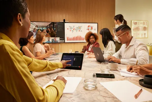 HP Poly Studio E70 Smart Camera (842F8AA) - SynFore