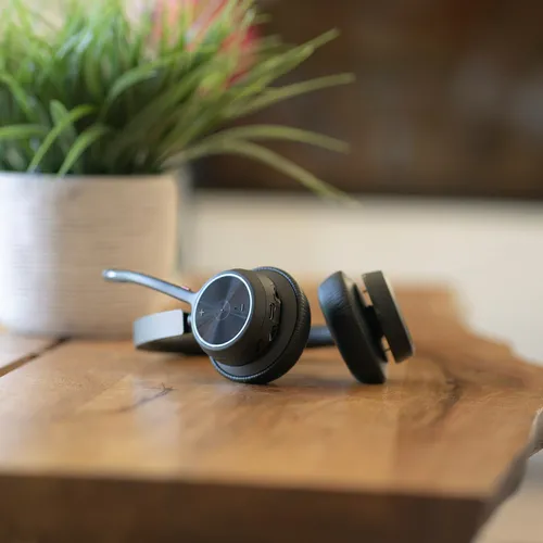 HP Poly Voyager 4320 USB-C Headset (77Z31AA) - SynFore